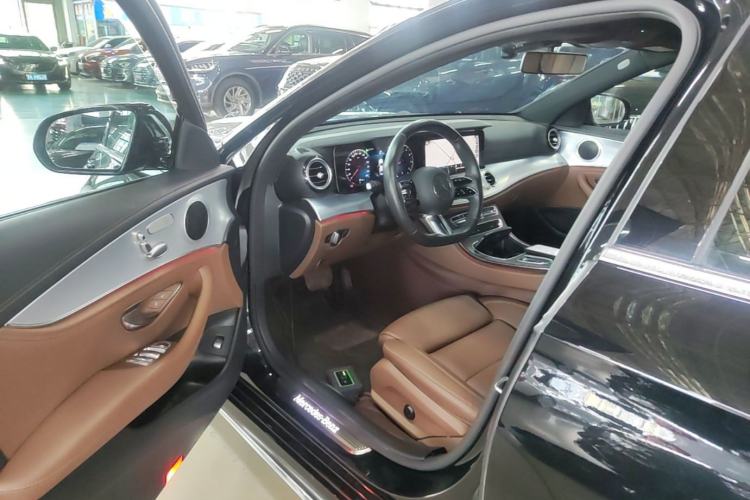 Used Mercedes-Benz E-Class 2023 E 260 L Sport Edition Driver Seat