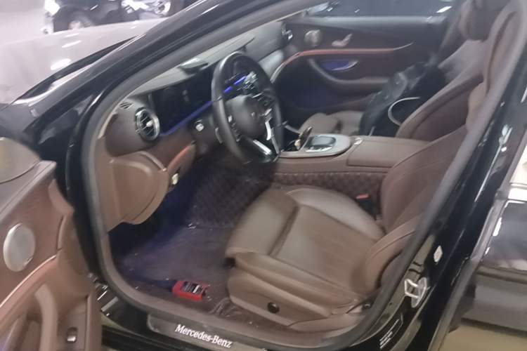 Used Mercedes-Benz E-Class 2023 E 260 L Driver Seat