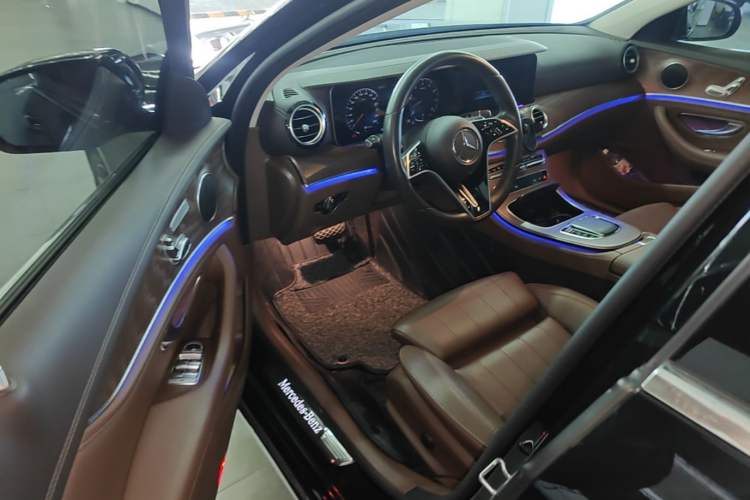 Used Mercedes-Benz E-Class 2023 E 260 L Driver Seat
