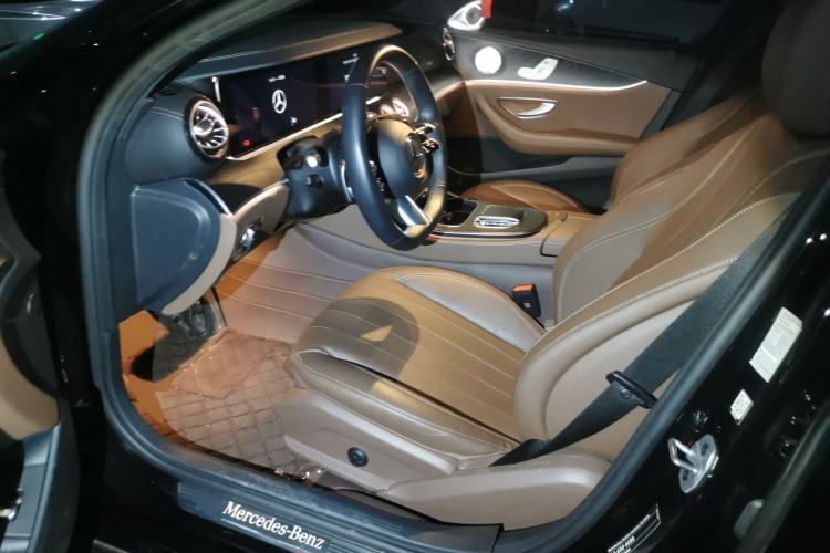 Used Mercedes-Benz E-Class 2023 Restyled E 260 Fashion Sport Edition Driver Seat