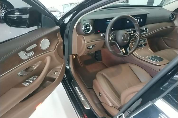 Used Mercedes-Benz E-Class 2023 Updated E 300 L Luxury Edition Driver Seat