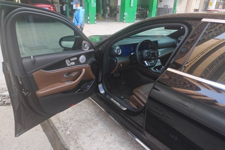 Used Mercedes-Benz E-Class 2023 Restyled E 300 L Sport Luxury Edition Driver Seat