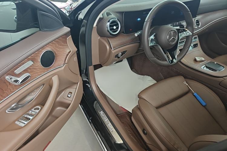 Used Mercedes-Benz E-Class 2023 Facelift E 260 L Driver Seat