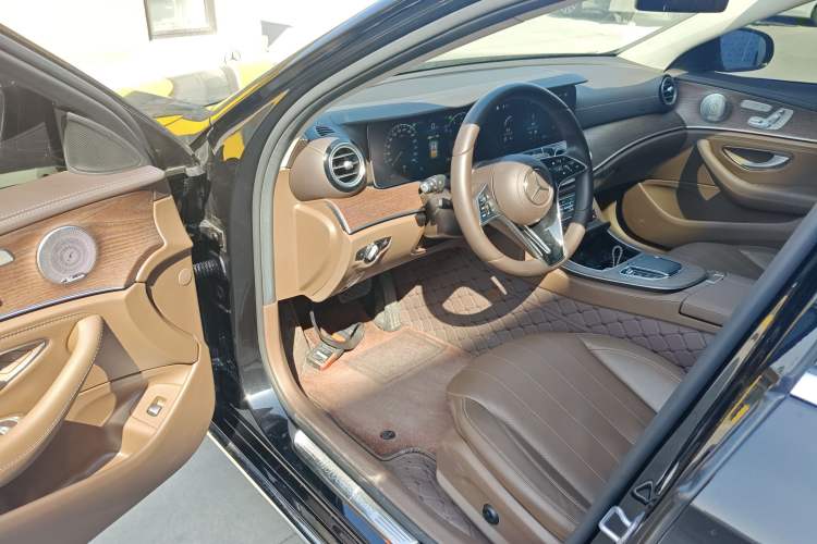 Used Mercedes-Benz E-Class 2023 Updated E 300 L Luxury Edition Driver Seat