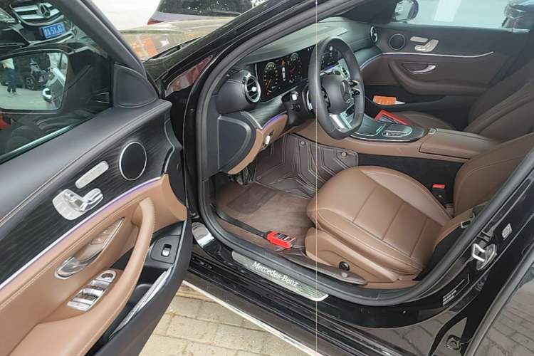 Used Mercedes-Benz E-Class 2023 Restyled E 300 L Sporty and Stylish Edition Driver Seat