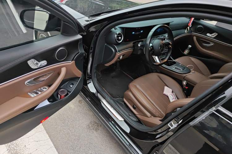 Used Mercedes-Benz E-Class 2023 Restyled E 260 Fashion Sport Edition Driver Seat