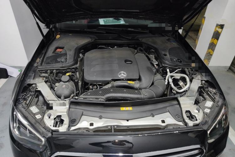 Used Mercedes-Benz E-Class 2023 Facelift E 260 L Engine Bay