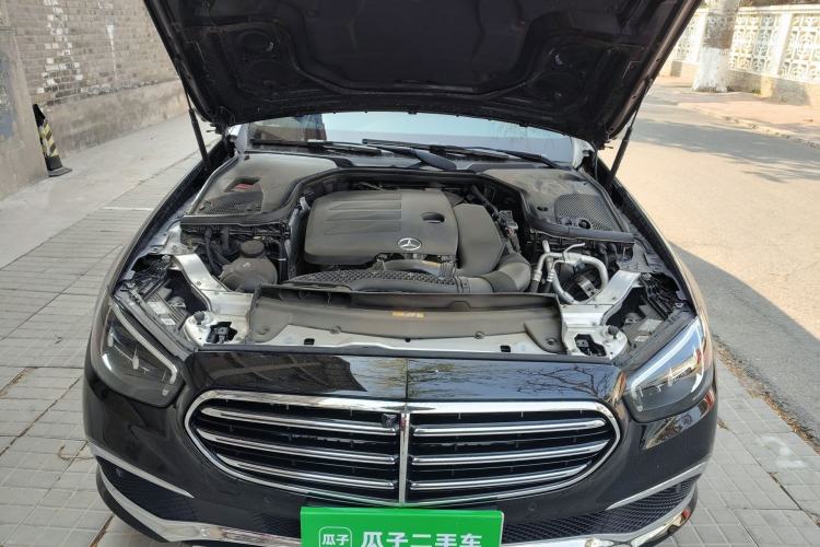 Used Mercedes-Benz E-Class 2023 Updated E 300 L Fashion Edition Engine Bay