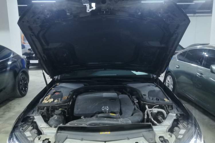 Used Mercedes-Benz E-Class 2023 Restyled E 300 L Sporty and Stylish Edition Engine Bay