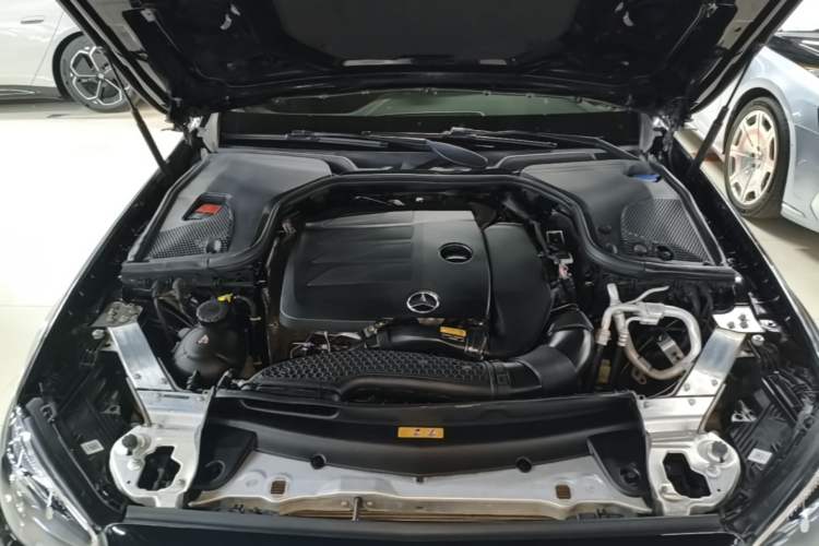 Used Mercedes-Benz E-Class 2023 Updated E 300 L Luxury Edition Engine Bay