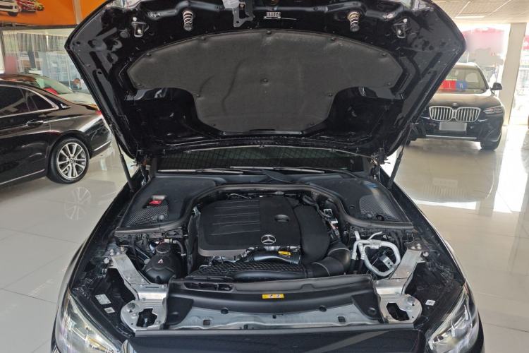 Used Mercedes-Benz E-Class 2023 Updated E 300 L Luxury Edition Engine Bay