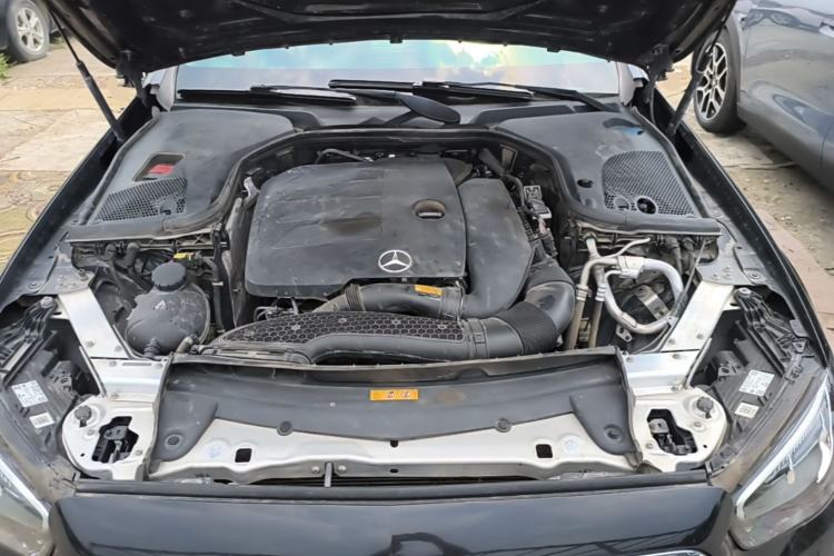 Used Mercedes-Benz E-Class 2023 Facelift E 260 L Engine Bay