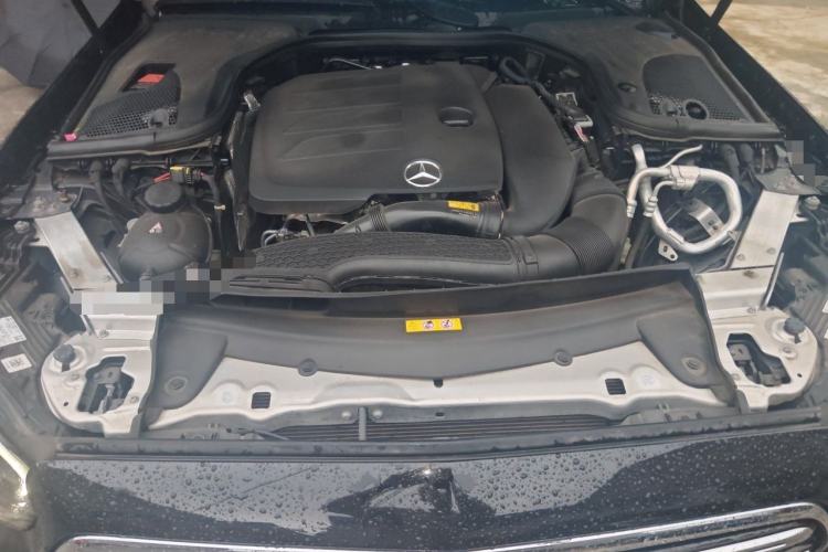 Used Mercedes-Benz E-Class 2023 Updated E 300 L Fashion Edition Engine Bay
