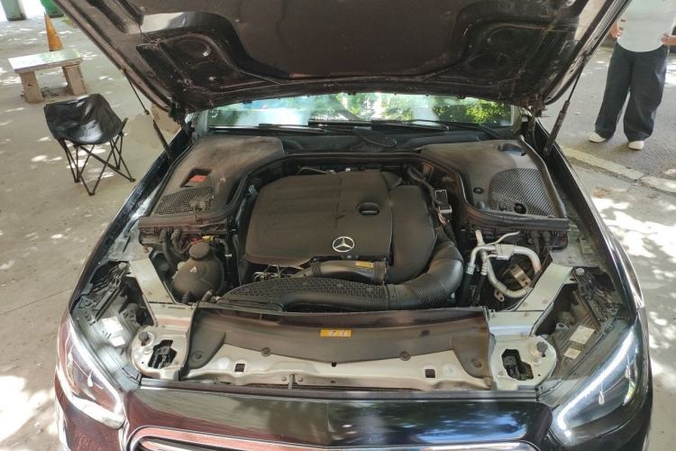 Used Mercedes-Benz E-Class 2023 Facelift E 260 L Engine Bay