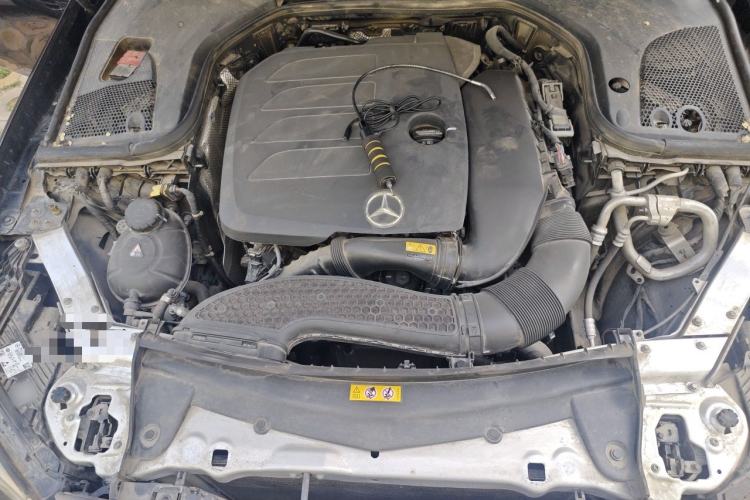 Used Mercedes-Benz E-Class 2023 Updated E 300 L Fashion Edition Engine Bay