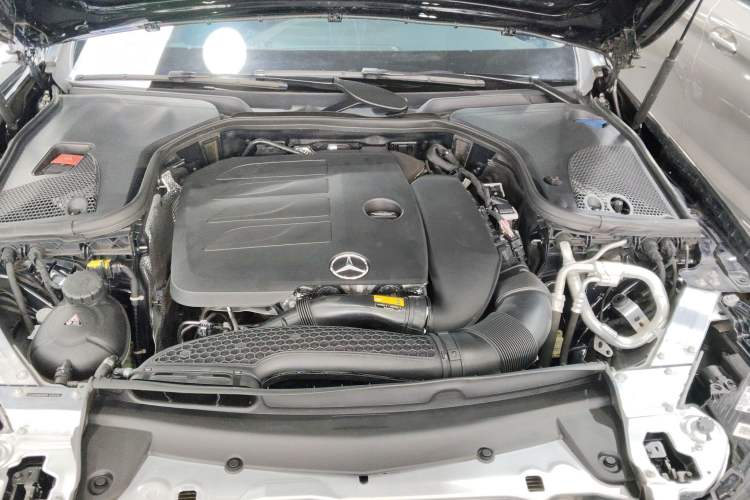 Used Mercedes-Benz E-Class 2023 E 300 L Luxury Model Engine Bay