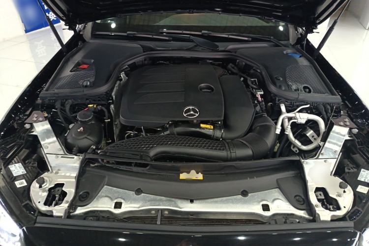 Used Mercedes-Benz E-Class 2023 Updated E 300 L Fashion Edition Engine Bay
