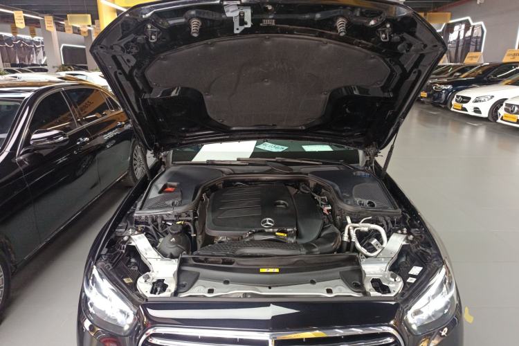Used Mercedes-Benz E-Class 2023 Facelift E 260 L Engine Bay