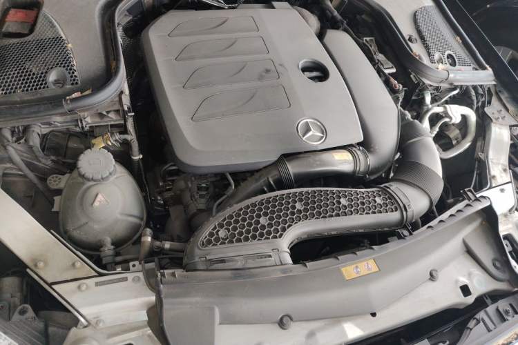 Used Mercedes-Benz E-Class 2023 Updated E 300 L Luxury Edition Engine Bay