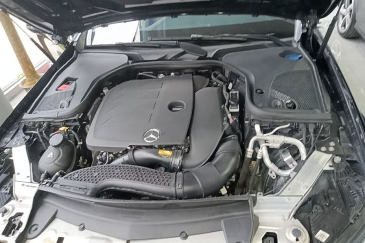 Used Mercedes-Benz E-Class 2023 E 300 L Luxury Model Engine Bay