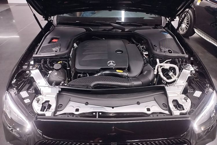 Used Mercedes-Benz E-Class 2023 Restyled E 300 L Sport Luxury Edition Engine Bay