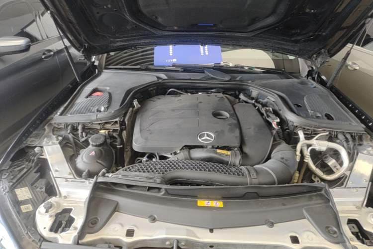 Used Mercedes-Benz E-Class 2023 Facelift E 260 L Engine Bay