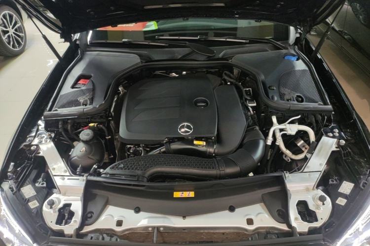 Used Mercedes-Benz E-Class 2023 Updated E 300 L Fashion Edition Engine Bay