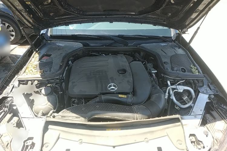 Used Mercedes-Benz E-Class 2023 E 260 L Engine Bay