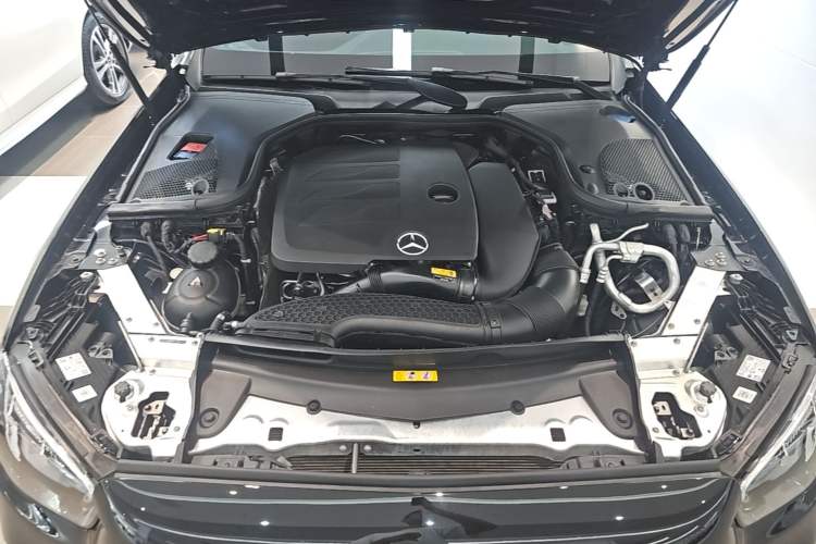 Used Mercedes-Benz E-Class 2023 E 300 L Sport Luxury Edition Engine Bay