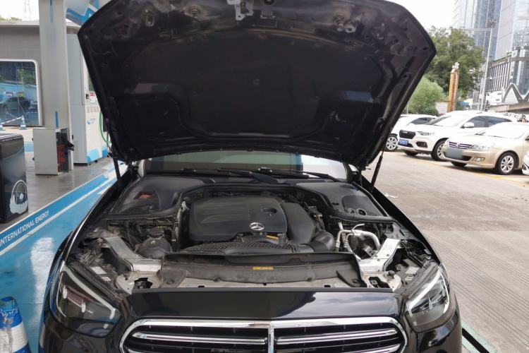 Used Mercedes-Benz E-Class 2023 Facelift E 260 L Engine Bay