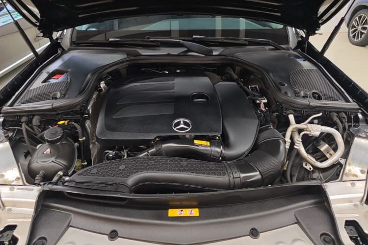 Used Mercedes-Benz E-Class 2023 E 300 L Luxury Model Engine Bay