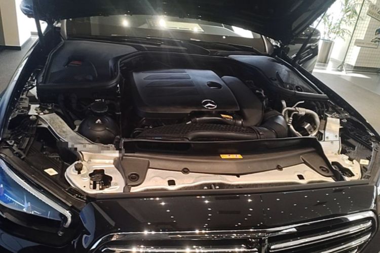 Used Mercedes-Benz E-Class 2023 Updated E 300 L Luxury Edition Engine Bay