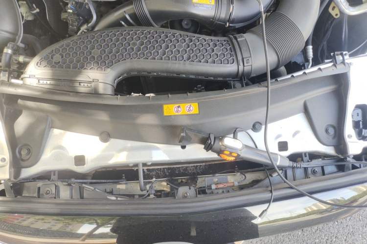 Used Mercedes-Benz E-Class 2023 Restyled E 300 L Sport Luxury Edition Engine Bay