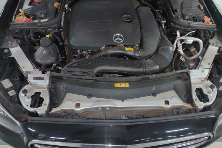 Used Mercedes-Benz E-Class 2023 E 260 L Engine Bay