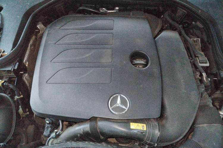 Used Mercedes-Benz E-Class 2023 Updated E 300 L Luxury Edition Engine Bay