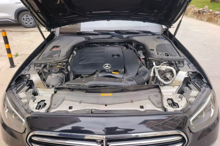 Used Mercedes-Benz E-Class 2023 Updated E 300 L Fashion Edition Engine Bay