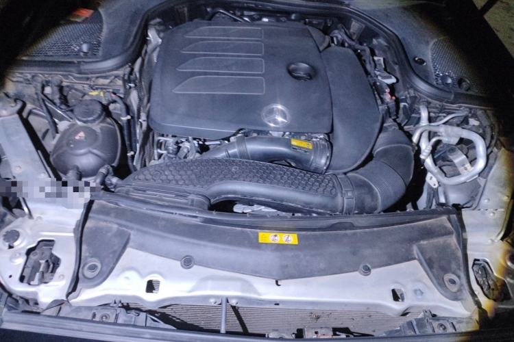 Used Mercedes-Benz E-Class 2023 Updated E 300 L Fashion Edition Engine Bay