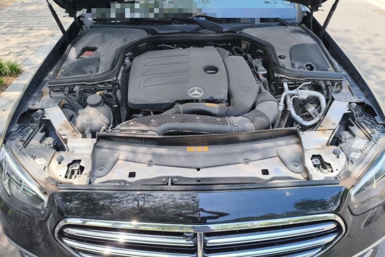Used Mercedes-Benz E-Class 2023 Updated E 300 L Fashion Edition Engine Bay
