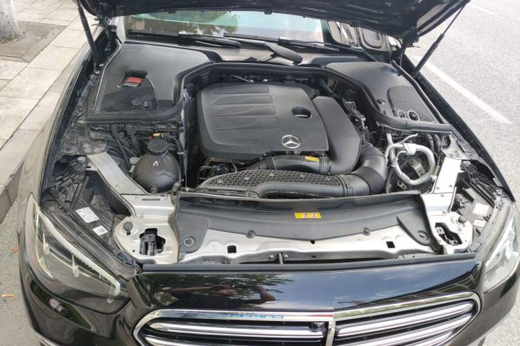 Used Mercedes-Benz E-Class 2023 Updated E 300 L Luxury Edition Engine Bay