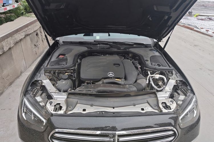 Used Mercedes-Benz E-Class 2023 Updated E 300 L Luxury Edition Engine Bay
