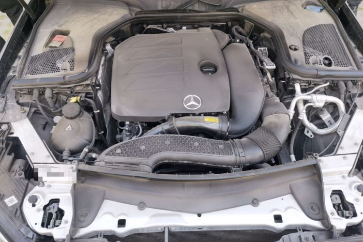 Used Mercedes-Benz E-Class 2023 E 260 L Engine Bay
