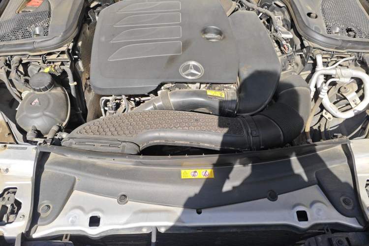 Used Mercedes-Benz E-Class 2023 Facelift E 260 L Engine Bay