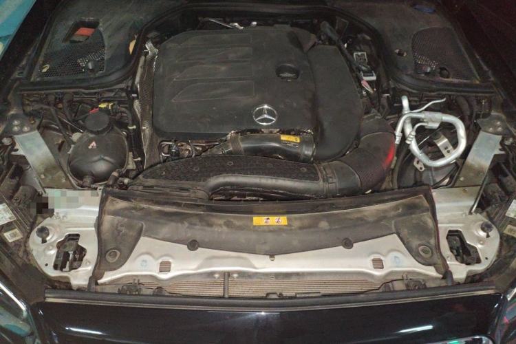 Used Mercedes-Benz E-Class 2023 Facelift E 260 L Engine Bay