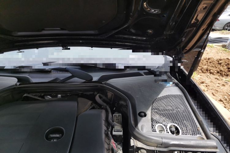 Used Mercedes-Benz E-Class 2023 Updated E 300 L Fashion Edition Engine Bay Left