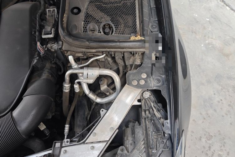 Used Mercedes-Benz E-Class 2023 Updated E 300 L Luxury Edition Engine Bay Left