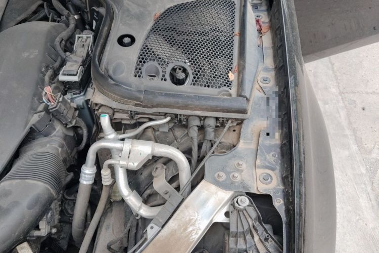Used Mercedes-Benz E-Class 2023 Updated E 300 L Luxury Edition Engine Bay Left