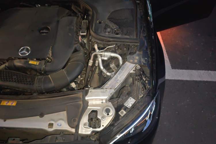 Used Mercedes-Benz E-Class 2023 Updated E 300 L Luxury Edition Engine Bay Left