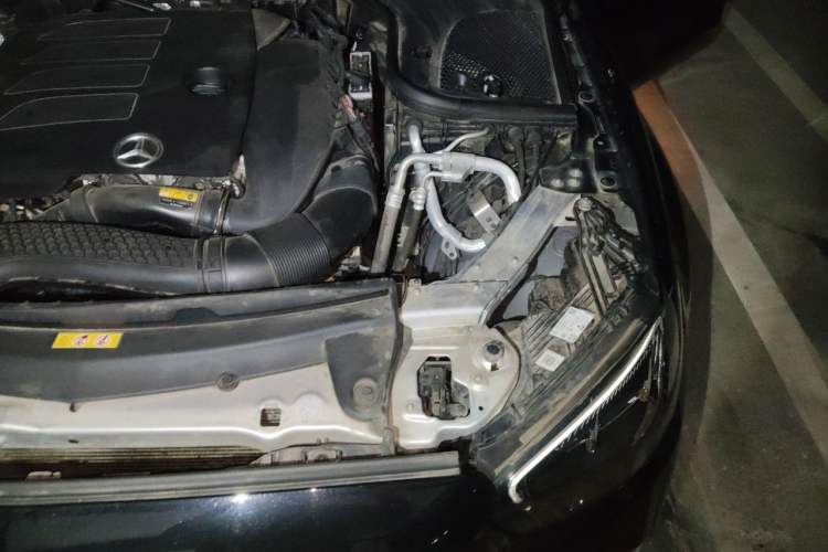 Used Mercedes-Benz E-Class 2023 Updated E 300 L Luxury Edition Engine Bay Left