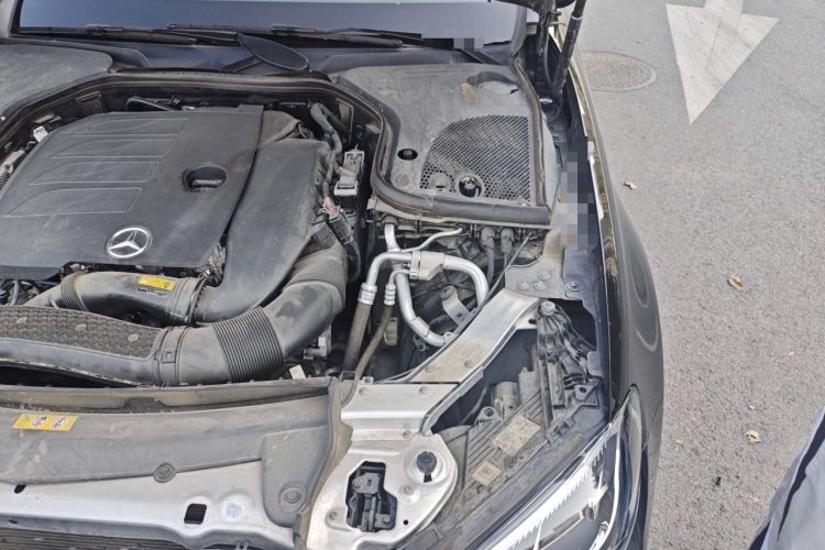 Used Mercedes-Benz E-Class 2023 Updated E 300 L Fashion Edition Engine Bay Left
