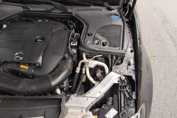Used Mercedes-Benz E-Class 2023 Updated E 300 L Luxury Edition Engine Bay Left